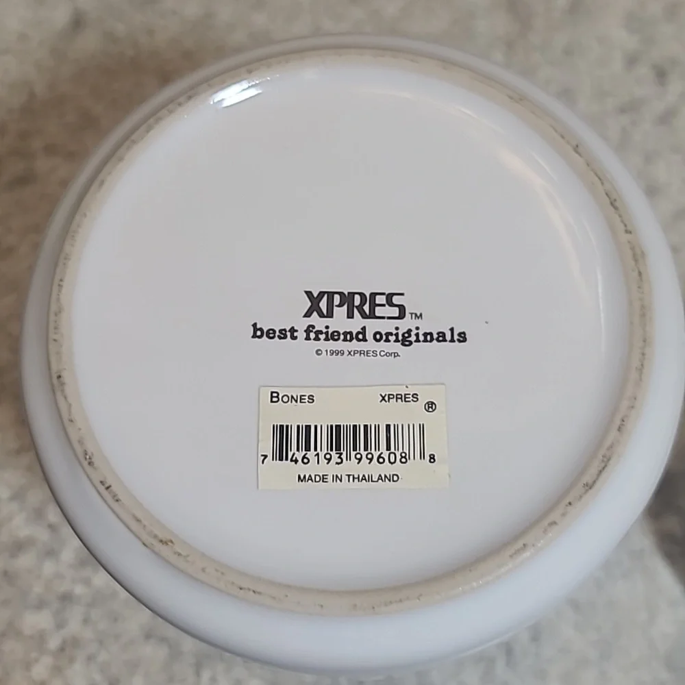 XPRES best friend originals treat canister With Punoy Slow Feed Feeder